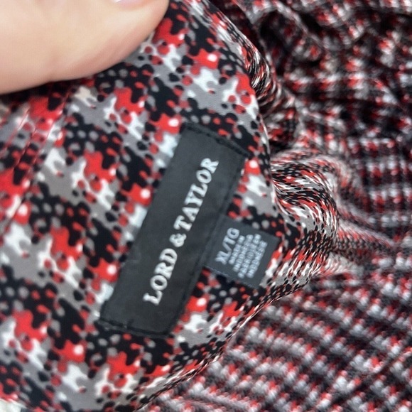 Lord & Taylor Blouse Tunic size Extra Large Red Black Career Church Executive - Picture 12 of 12